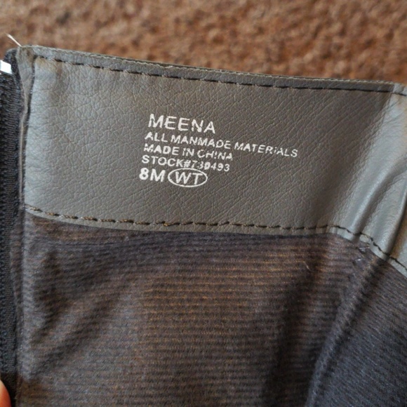 Boots - Picture 3 of 3